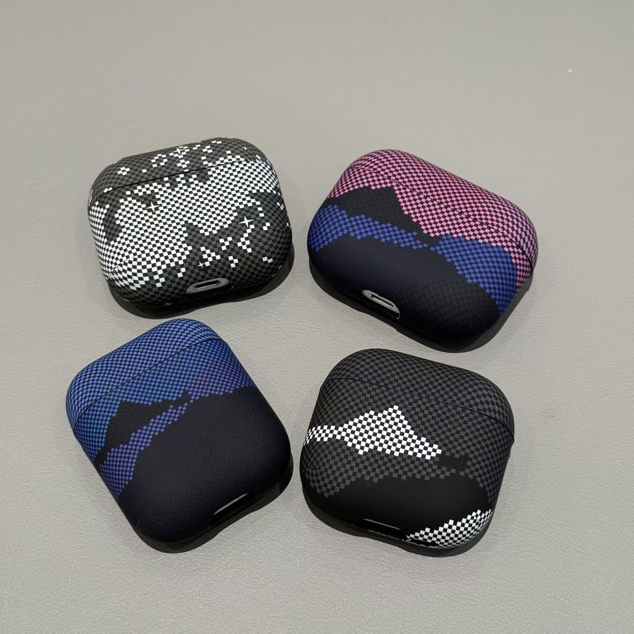 Carbon Fibre Pattern Earphone  - огляд і ціна Anker Speaker Soundcore Boom 2