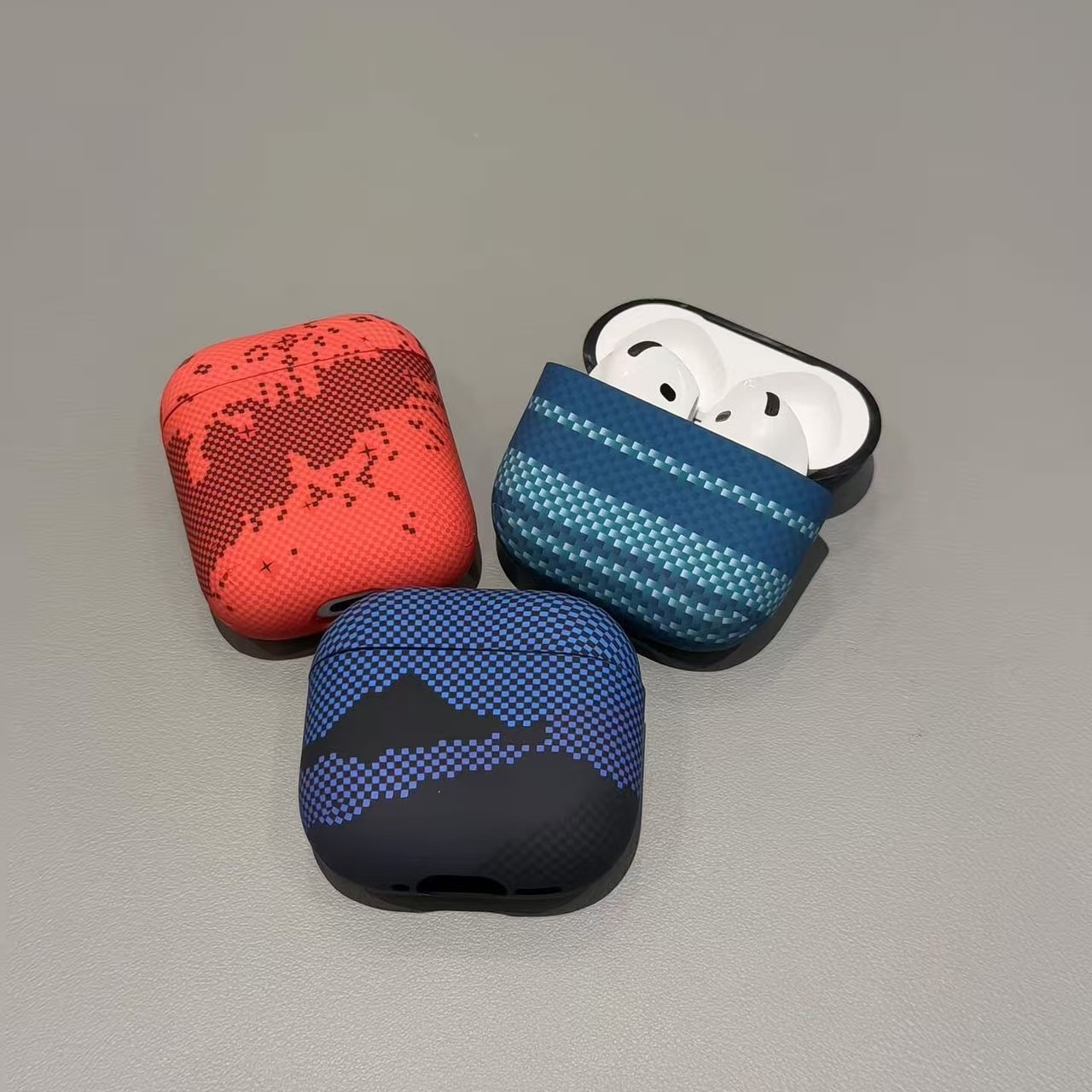 Carbon Fibre Pattern Earphone  - огляд і ціна Anker Speaker Soundcore Boom 2